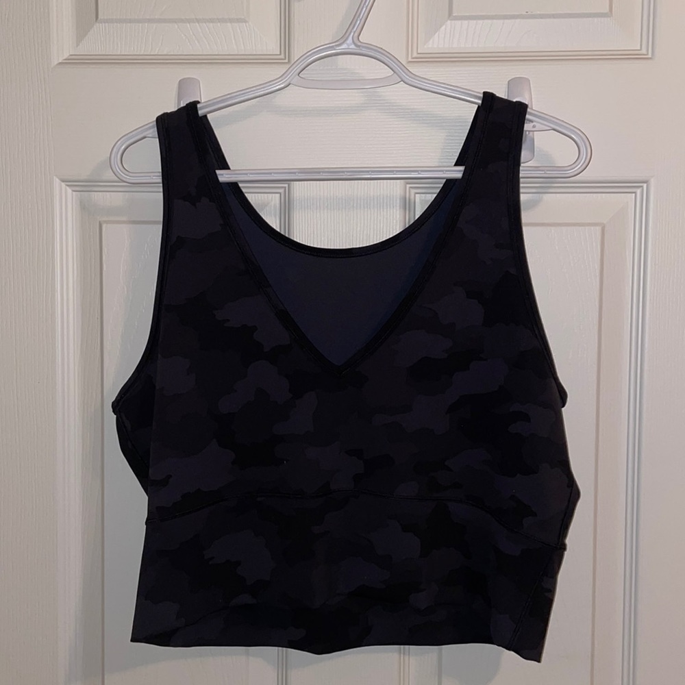 Lululemon black camo workout tank size 18